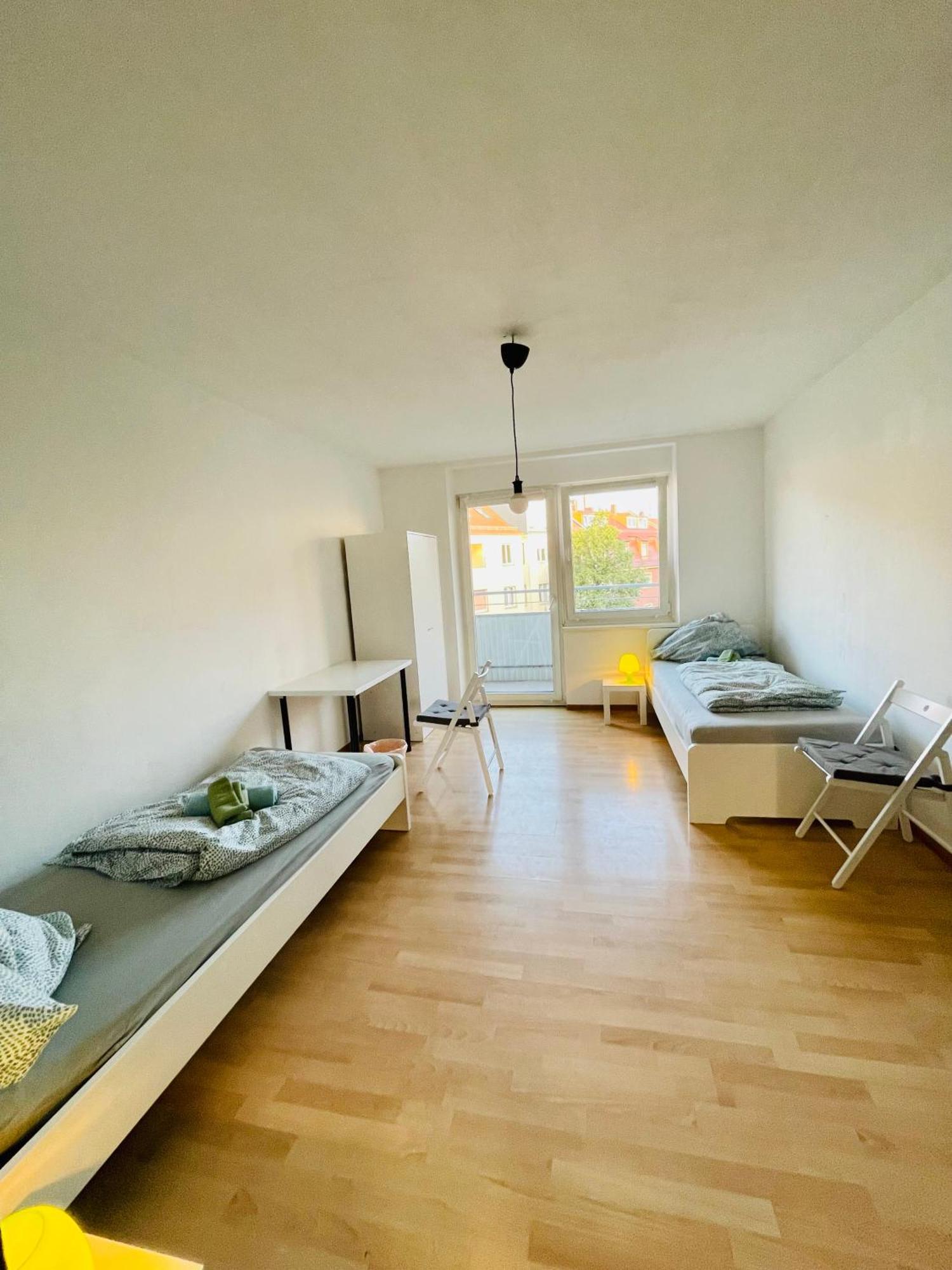 Mit Balkon Fuer 4 Personen, Messe, Airport Nürnberg